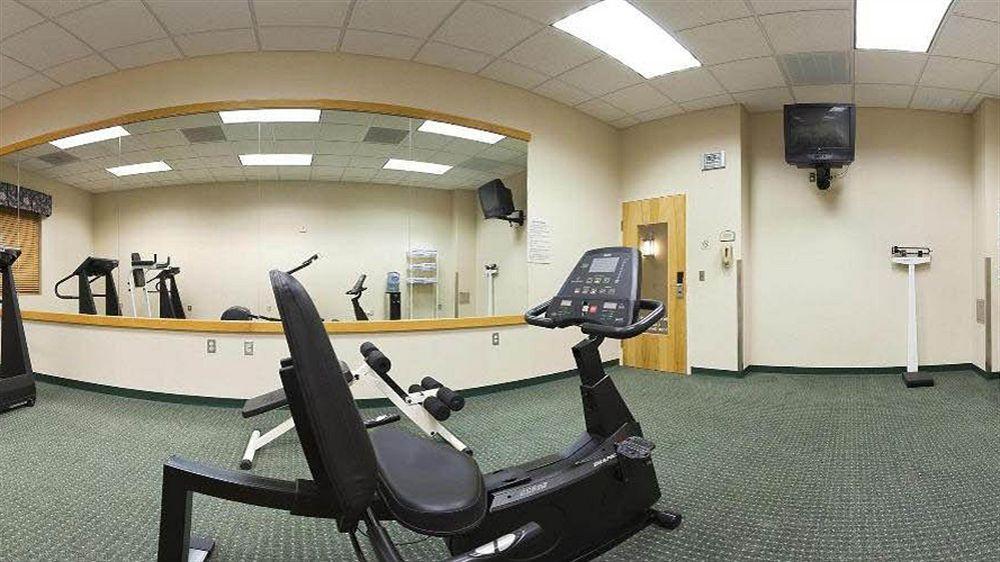 Holiday Inn Express Breezewood By Ihg Eksteriør bilde