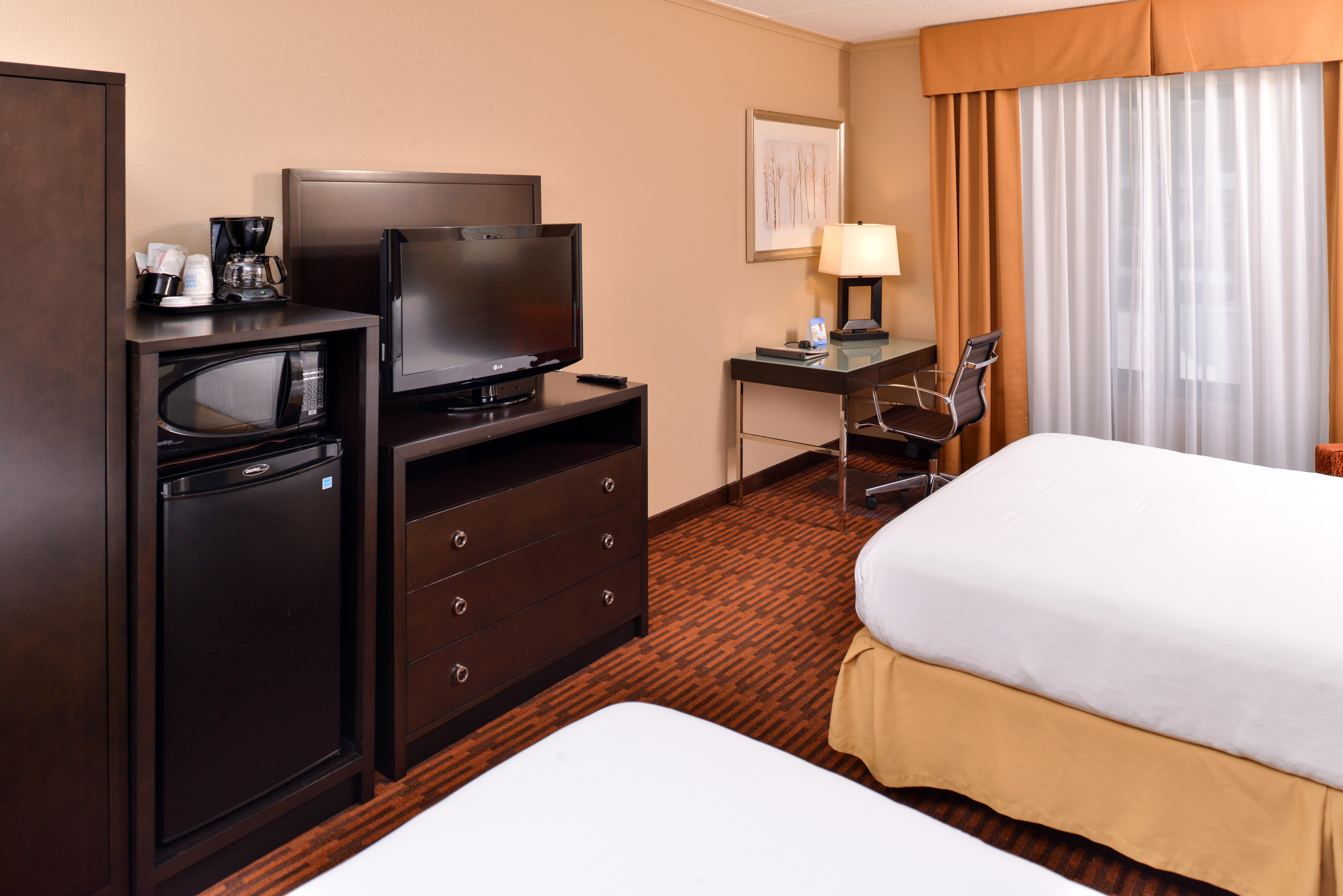 Holiday Inn Express Breezewood By Ihg Eksteriør bilde